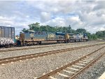 CSX 3040 and 418